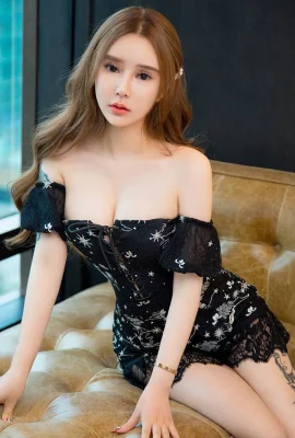 Alyssa likes your naughty look(35P)