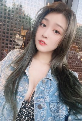 Live host Kaiqi K7’s figure is really good! She has won the hearts of izens