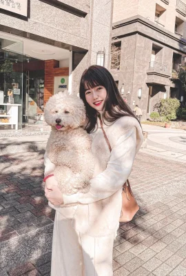 Xia Junting’s proud devil figure… looks so delicious wearing this