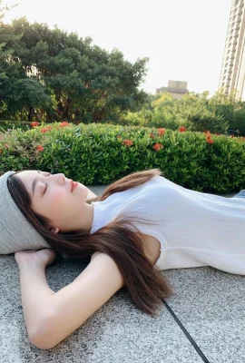 Hot girl from the electrical department – Ruoyin is absolutely alluring in her field