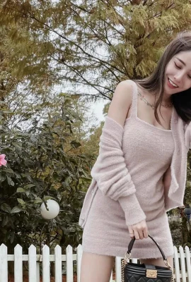 Sweet girl Chen Kejie’s slender figure is eye-catching….