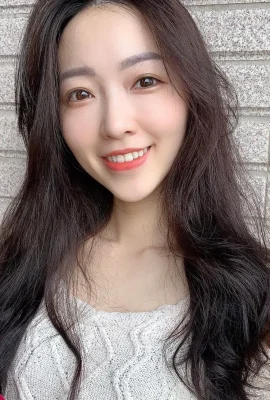 Yu’s “fairy and fresh” beauty makes people fall in love in one second