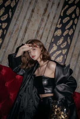 The long-legged girl “NINA” is super perfect with “slender legs + ferocious breasts”, the ultimate sexy and strongest girlfriend!