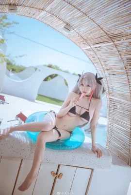 Azur Lane 4th Anniversary Prince Eugen Swimsuit Cos cn Mrs. Tian