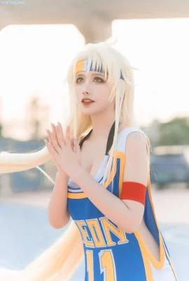 (Liu Yi_meow meow meow meow meow meow) Lana