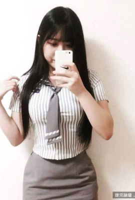 Whether taking selfies or being photographed, dad Ou can’t help but share the sexy photos of Korean college girls! Can the male classmates in the same class withstand it?