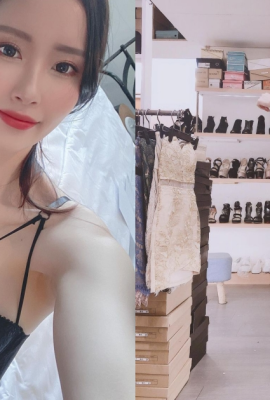 The mini shorts of the “fair-skinned girl with long legs” trying on shoes at the counter are too foul! The super-excellent proportions can’t be hidden, and the frontal spiciness surges!