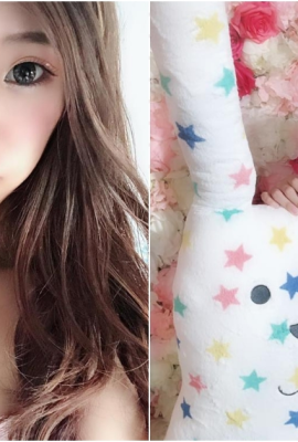 Who do you choose between Tutu and me? “Dimple Sweetheart Baby” bends down to reveal the beautiful scenery, and the sweet selfie attracts people’s attention~