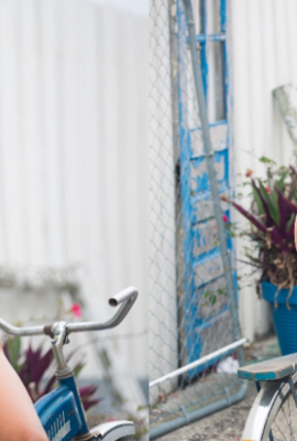 Delivery service? ! “Pizza Hot Girl” with beautiful breasts and perky butt is super eye-catching plus “big exposure of the southern hemisphere” good benefits