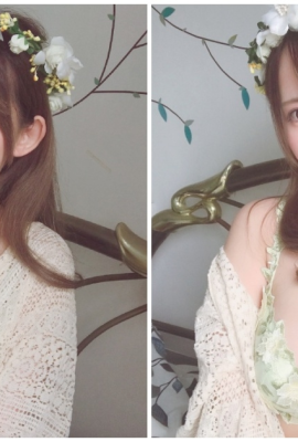 I’m really an adult! The super cute little girl’s “round and beautiful breasts continue to grow”, and her big breasts are stunning once she takes them off!