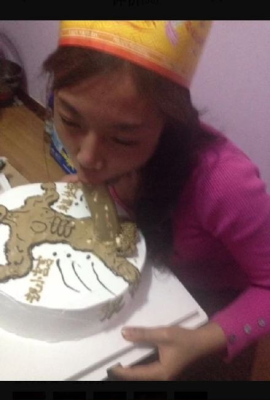 Taobao is so big, there is a Taobao store where you can buy a JJ cake as a gift to your girlfriend!